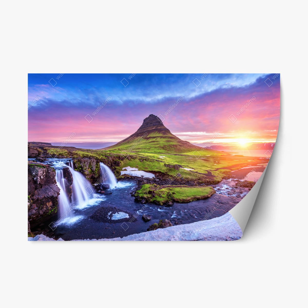 Pegatina reposicionable amanecer en Kirkjufell, belleza natural de Islandia – Pixers®