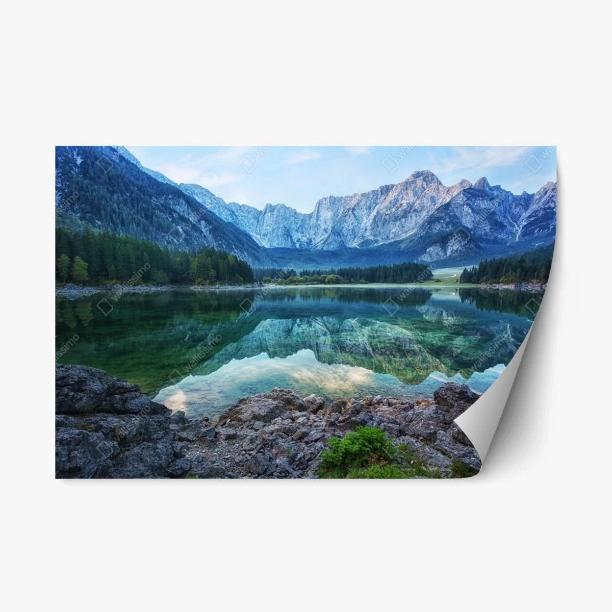 Pegatina reposicionable amanecer sereno en el Lago Fusine, Alpes Julianos – Pixers® Pegatina reposicionable amanecer sereno en el Lago Fusine, Alpes Julianos – Pixers®