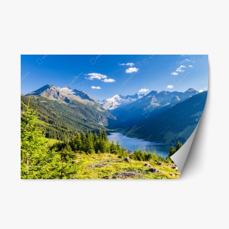 Pegatina reposicionable panorámica alpina de valle, lago y pinos – Pixers®