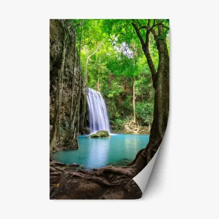 Pegatina reposicionable oasis de cascada en Erawan, Kanchanaburi – Pixers®