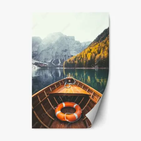 Pegatina reposicionable amanecer en Lago di Braies: bote de madera y montañas – Pixers®
