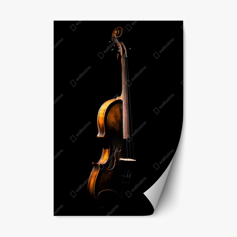 Pegatina reposicionable violín clásico iluminado sobre fondo negro