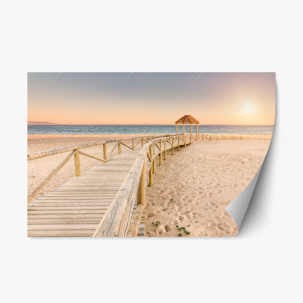 Pegatina reposicionable sendero de madera hacia el mar en Trafalgar, Cádiz – Pixers®