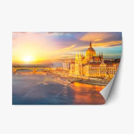 Pegatina reposicionable amanecer dorado sobre el parlamento de Hungría en Budapest – Pixers®