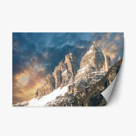 Pegatina reposicionable amanecer en las Dolomitas: picos nevados y cielo dramático – Pixers®