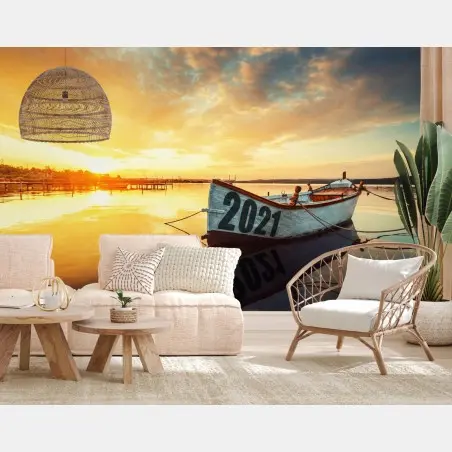 Fotomural barco en el lago al atardecer en Varna – Pixers®