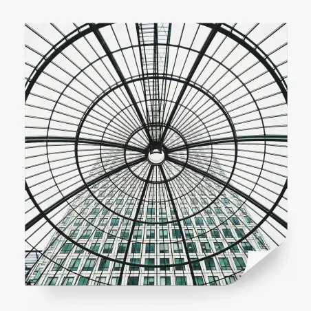 Fotomural cúpula geométrica sobre rascacielos moderno – Pixers®