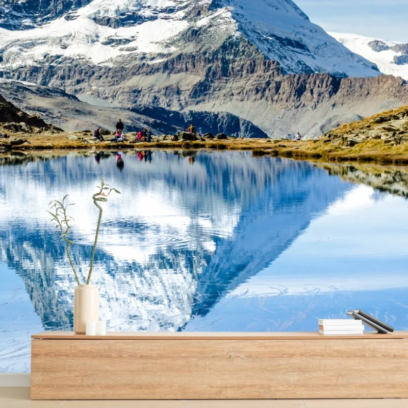 Fotomural reflejo majestuoso del Matterhorn en lago alpino
