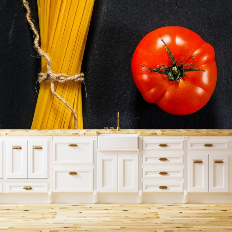 Fotomural bodegón de espaguetis y tomate sobre fondo oscuro