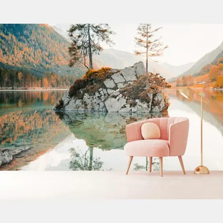 Fotomural isla rocosa reflejada en Lago Hintersee, Baviera – Pixers®