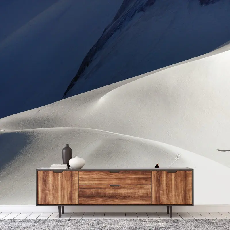 Fotomural travesía solitaria sobre dunas de nieve