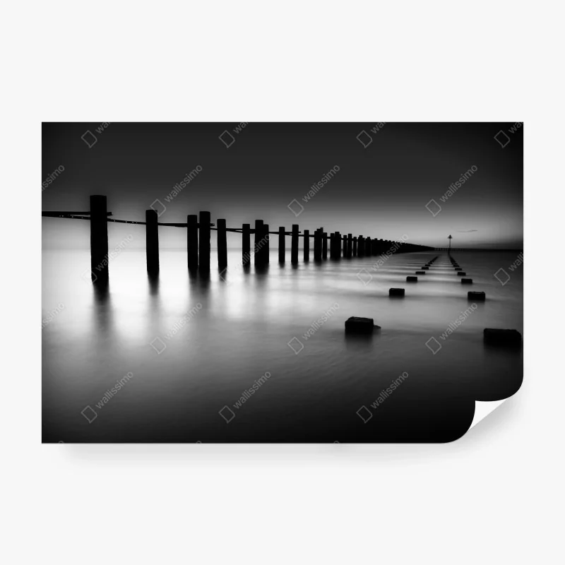 Fotomural serenidad marina en blanco y negro – Pixers®