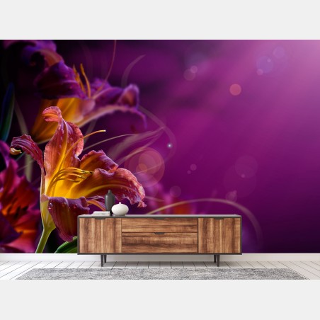 Fotomural lirios anaranjados sobre fondo morado – Pixers®