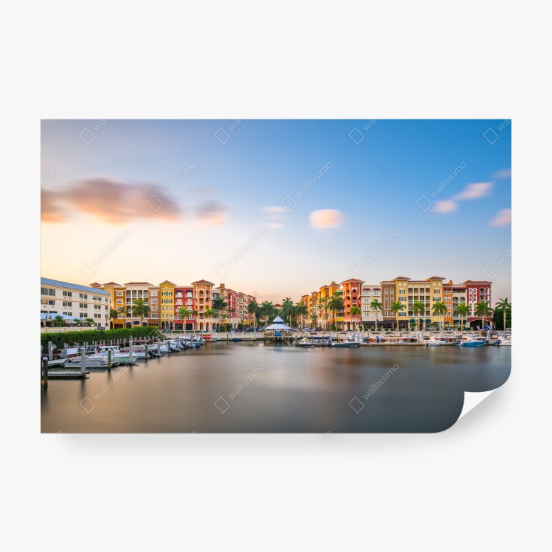 Fotomural atardecer en Naples, paseo marítimo colorido