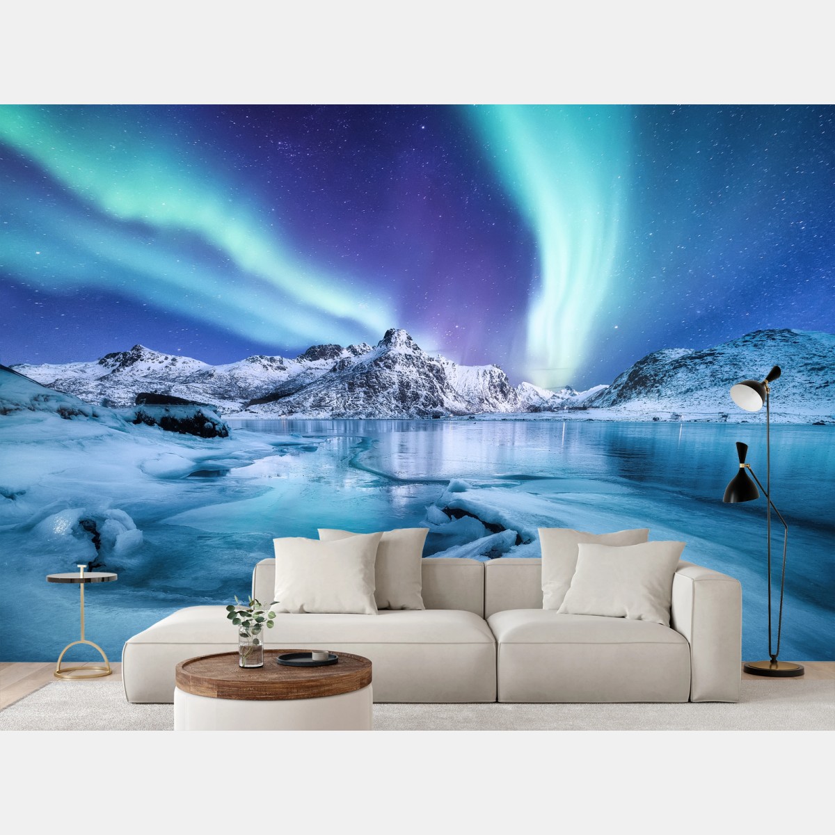 Fotomural aurora boreal sobre Lofoten y fiordo helado – Pixers®