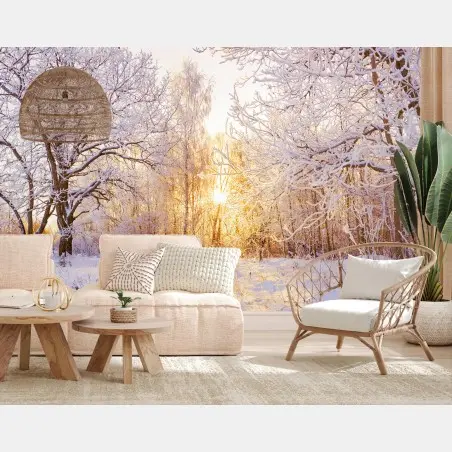 Fotomural atardecer dorado en bosque nevado – Pixers®