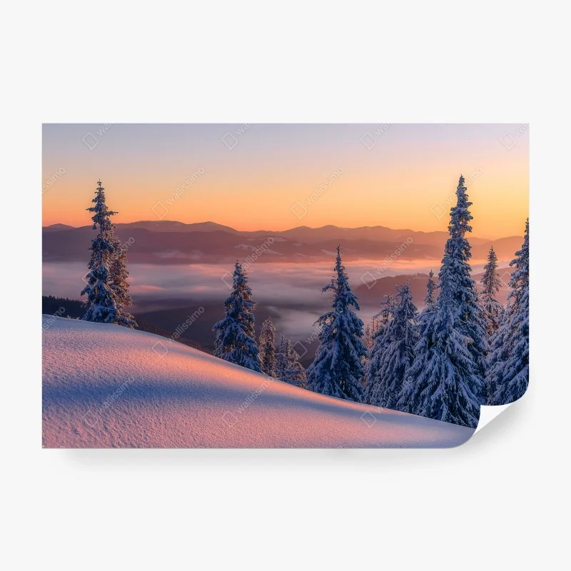 Fotomural amanecer violeta en la montaña nevada