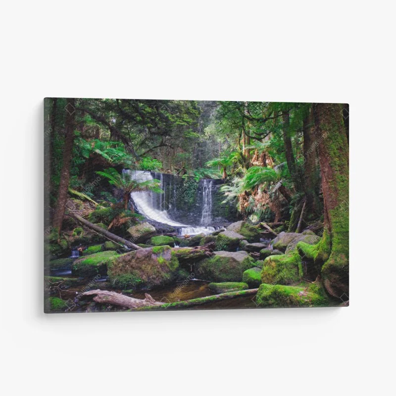 Cuadro en lienzo cascada del bosque esmeralda