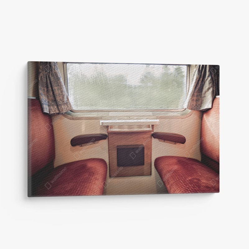 Cuadro en lienzo interior de tren de época bajo la lluvia – Pixers® Cuadro en lienzo interior de tren de época bajo la lluvia – Pixers®